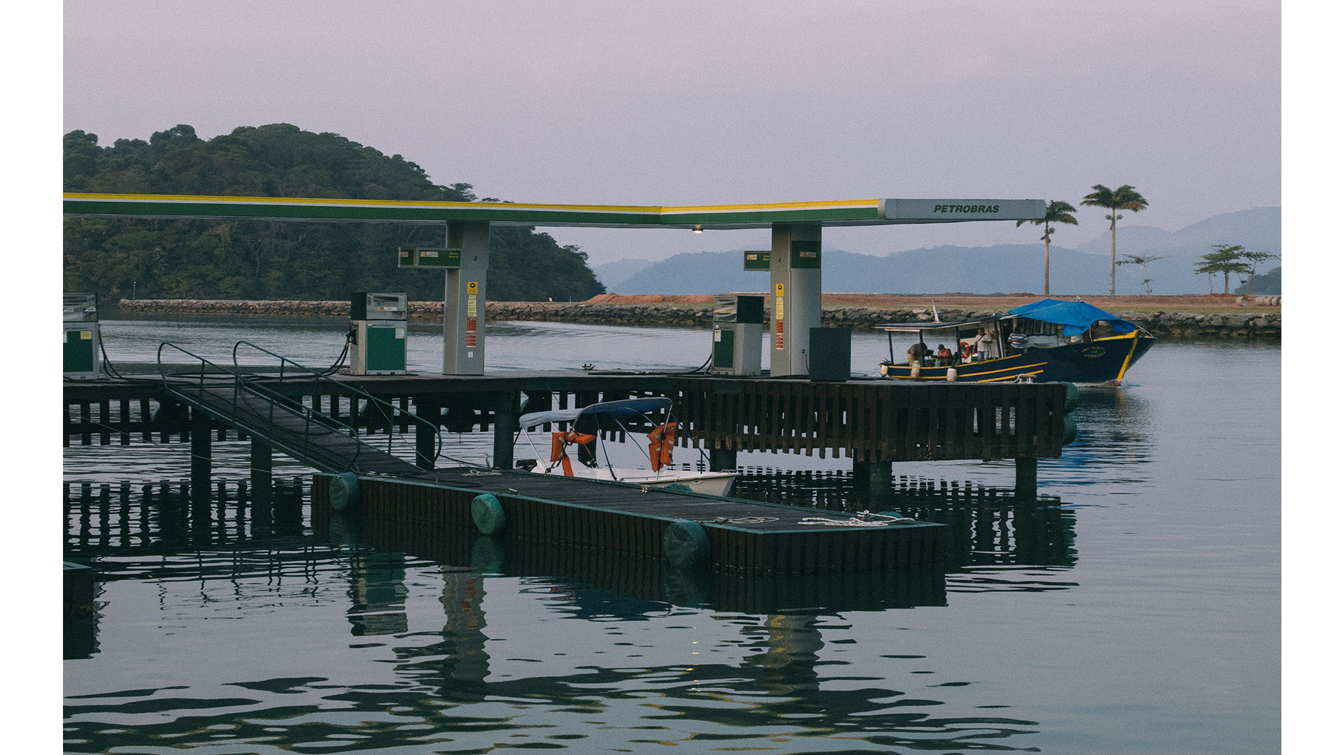 Advanced Marine Terminals Operation & Safety Standards