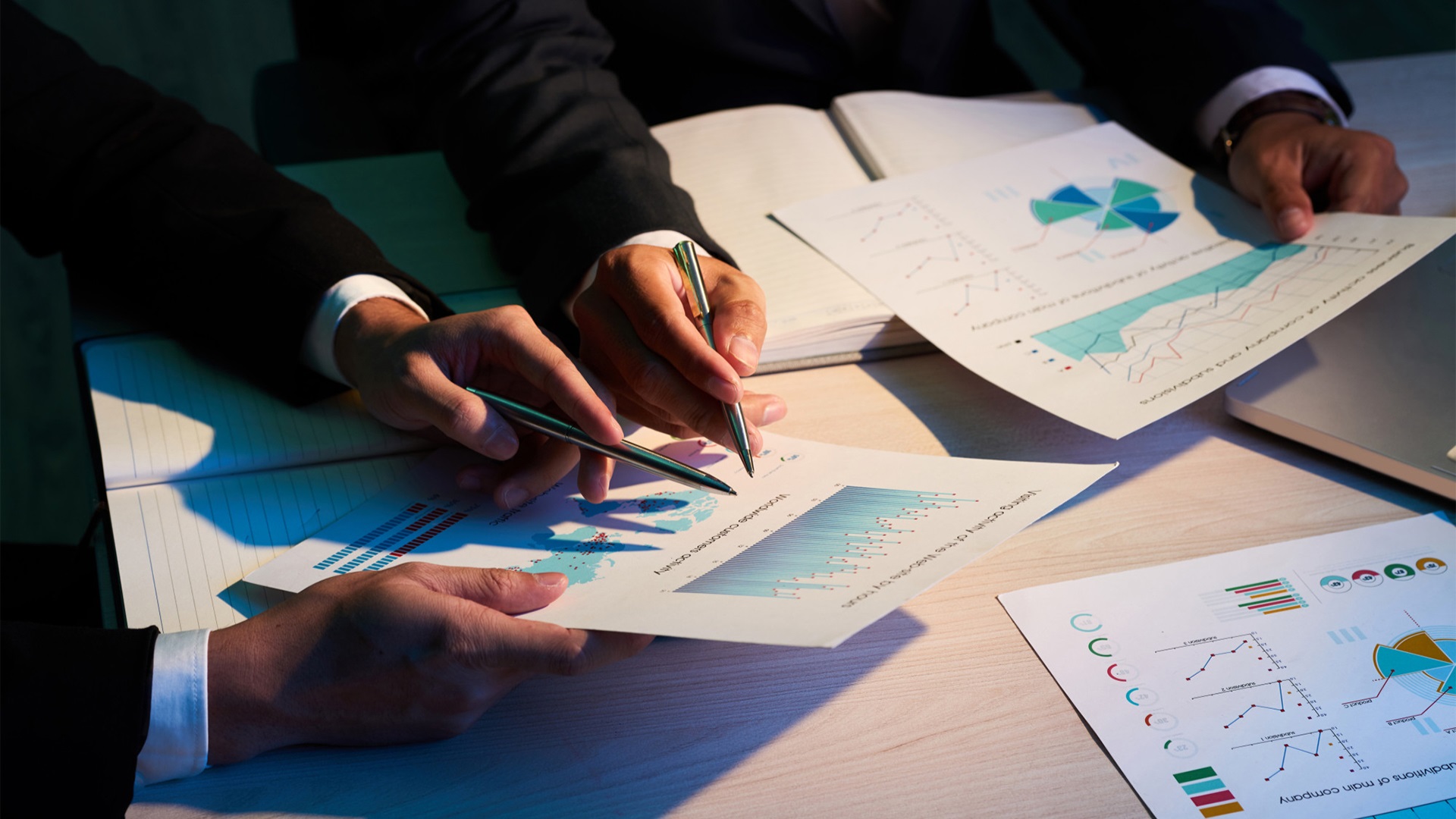 Be A Business Analysis & Project Management Hero